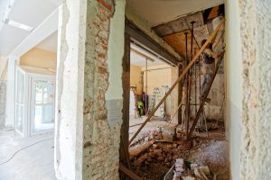 Sådan vælger du entreprenør til dit renoveringsprojekt